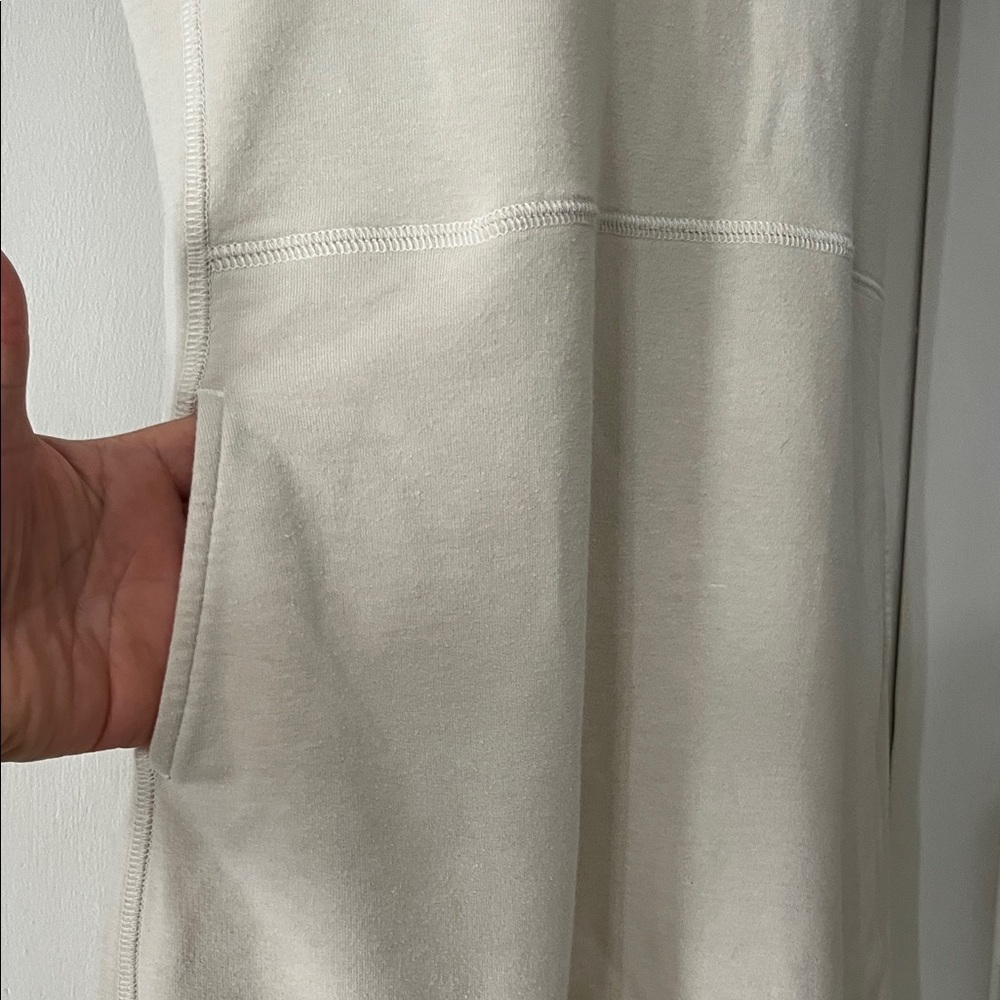 The North Face Cream Knit Top - Picture 3 of 10